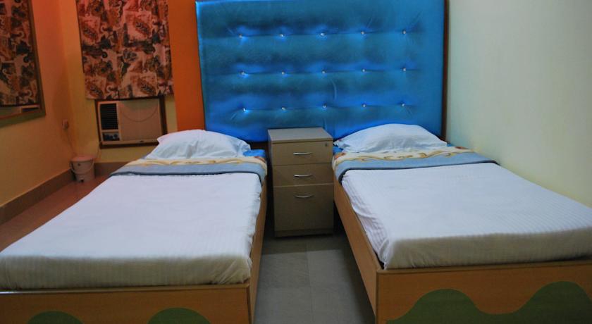 Hotel Mannat International